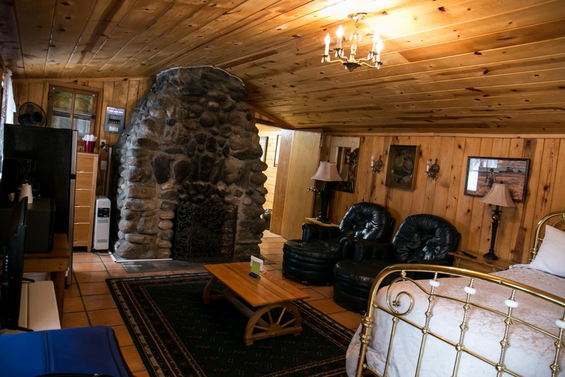 Holy Smoke Resort كيستون الغرفة الصورة